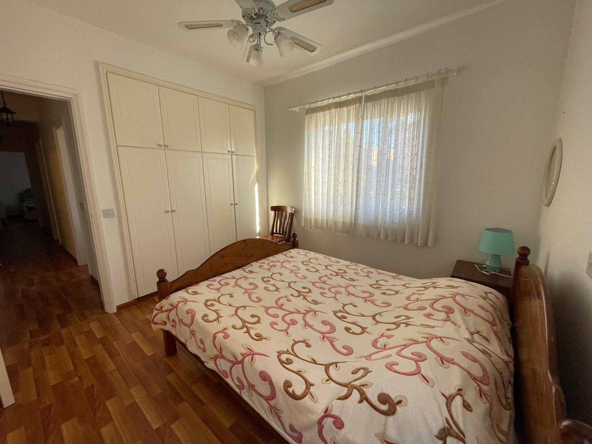 Limnaria Gardens Two Bedroom Apartment With Balcony Paphos Exterior photo
