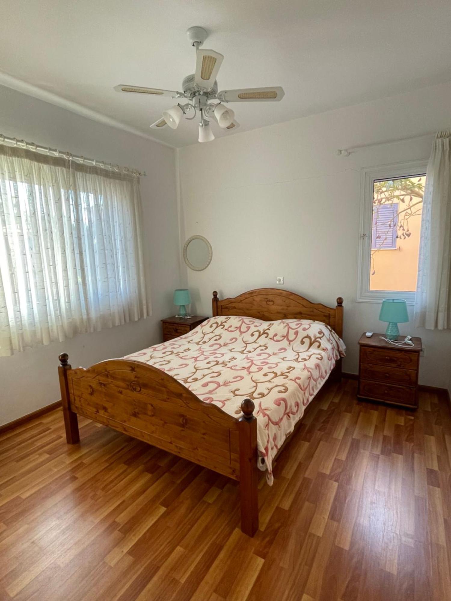 Limnaria Gardens Two Bedroom Apartment With Balcony Paphos Exterior photo